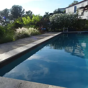 les-ecrins-daix-en-provence.fr-provencehotel.com/