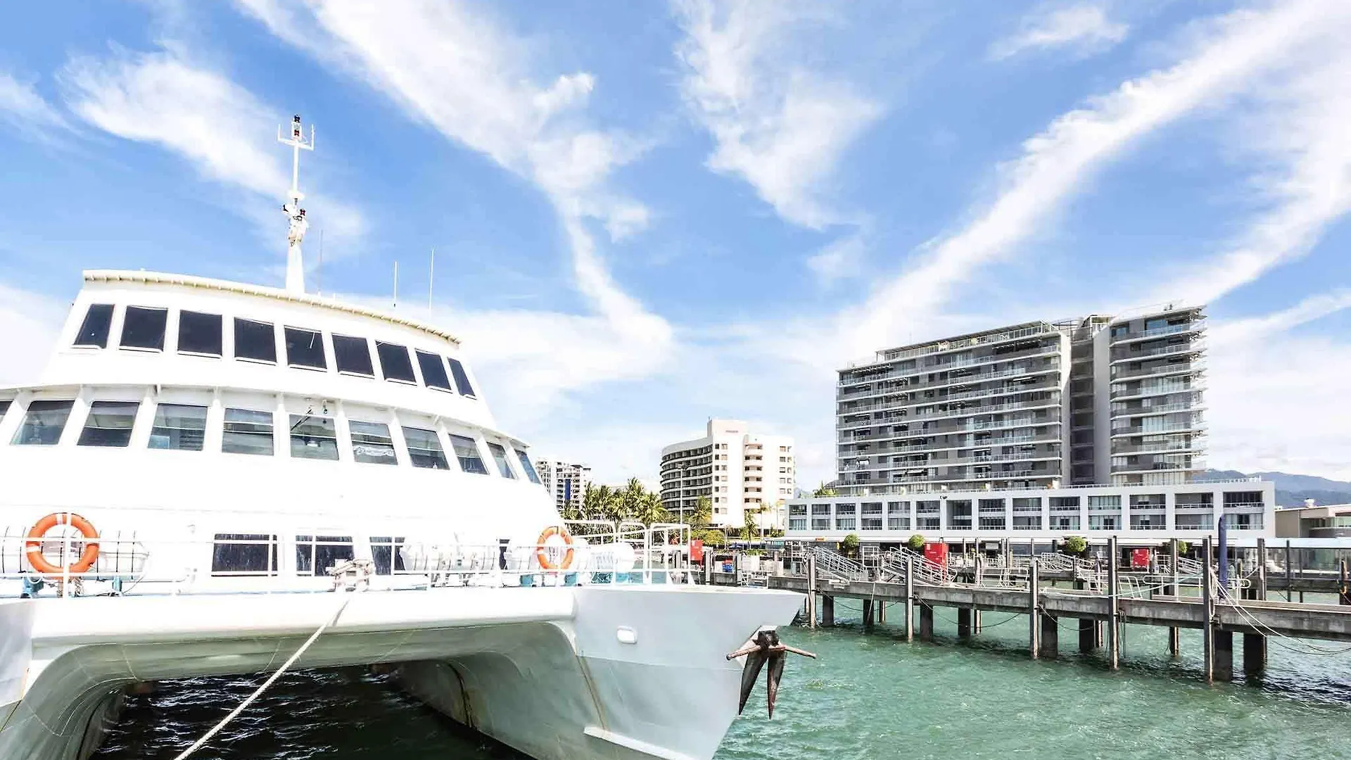The Sebel Cairns Harbour Lights Aparthotel 4*,  Australië