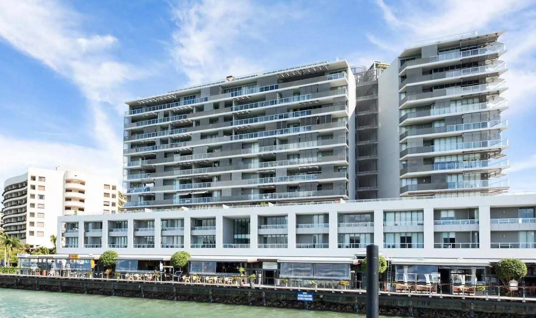 ****  The Sebel Cairns Harbour Lights Aparthotel Australië